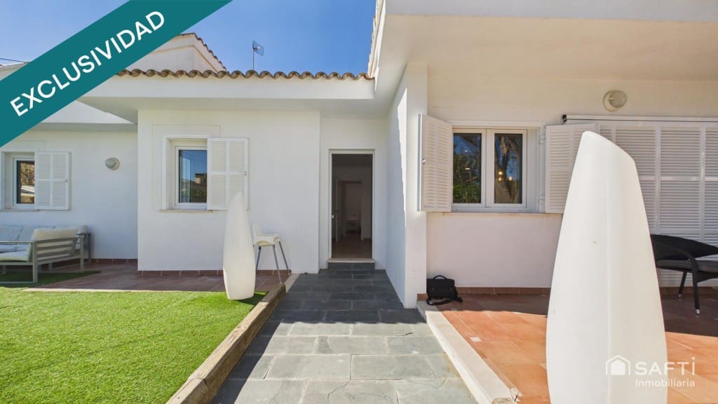 4 bedroom Villa for sale in Ca'n Picafort with pool - € 727,000 (Ref: 9711876)