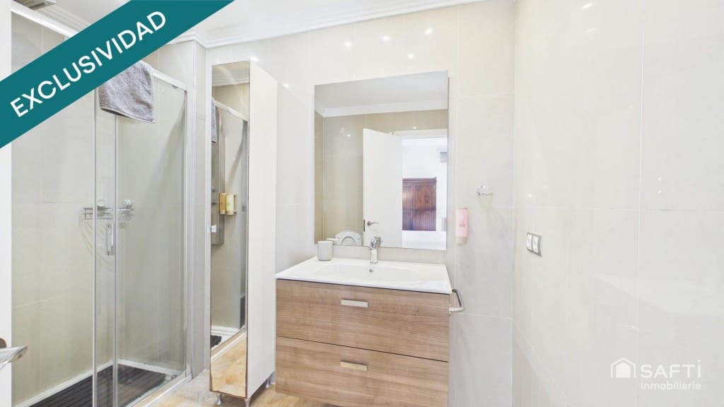 4 bedroom Villa for sale in Ca'n Picafort with pool - € 727,000 (Ref: 9711876)