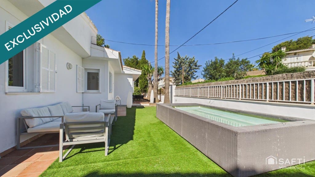 4 bedroom Villa for sale in Ca'n Picafort with pool - € 727,000 (Ref: 9711876)