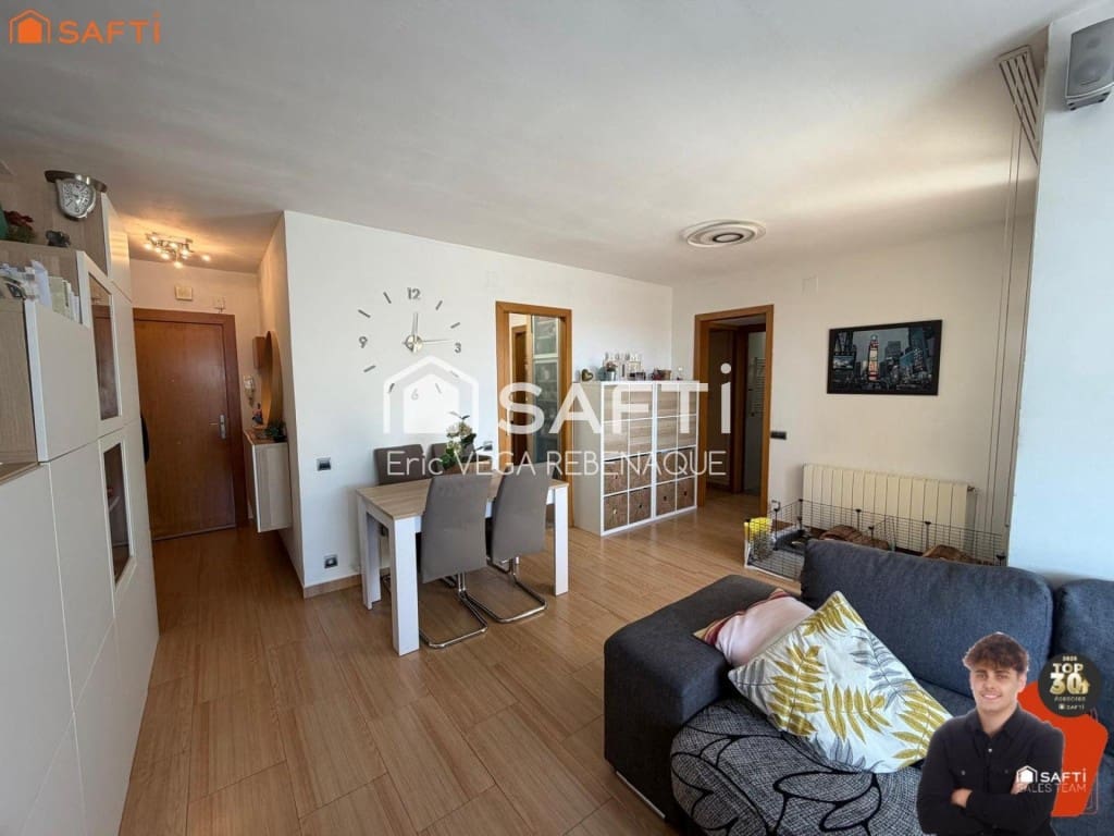 2 bedroom Apartment for sale in Sant Feliu de Codines - € 199,900 (Ref: 9711877)