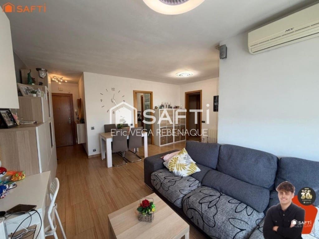 2 bedroom Apartment for sale in Sant Feliu de Codines - € 199,900 (Ref: 9711877)