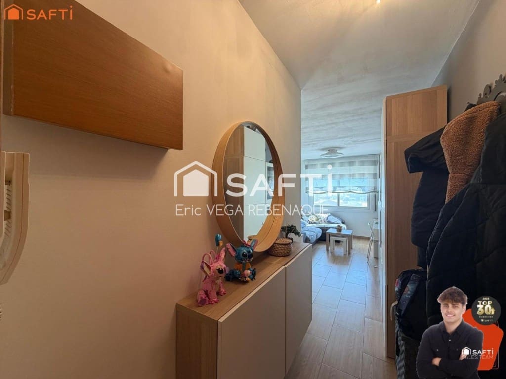 2 bedroom Apartment for sale in Sant Feliu de Codines - € 199,900 (Ref: 9711877)