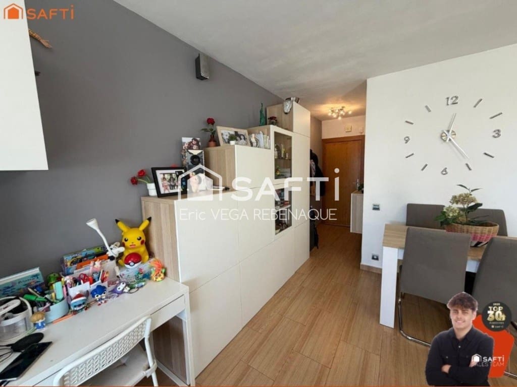 2 bedroom Apartment for sale in Sant Feliu de Codines - € 199,900 (Ref: 9711877)