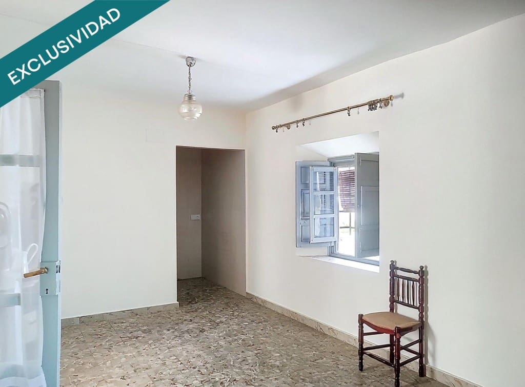 4 bedroom Villa for sale in Almagro - € 139,000 (Ref: 9711878)