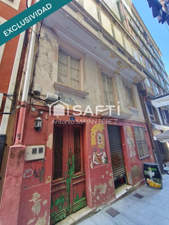 3 quarto Moradia em Banda para venda em Ribeira - 65 000 € (Ref: 9711879)