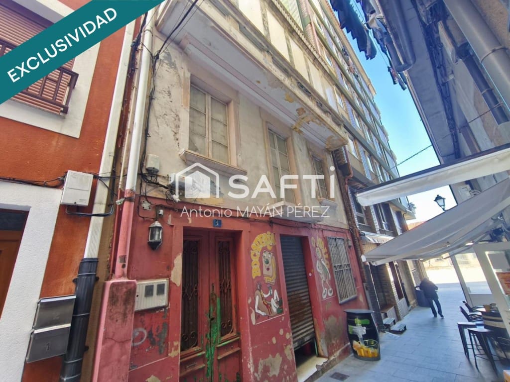3 quarto Moradia em Banda para venda em Ribeira - 65 000 € (Ref: 9711879)