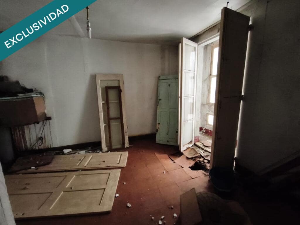 3 bedroom Terraced Villa for sale in Ribeira - € 65,000 (Ref: 9711879)