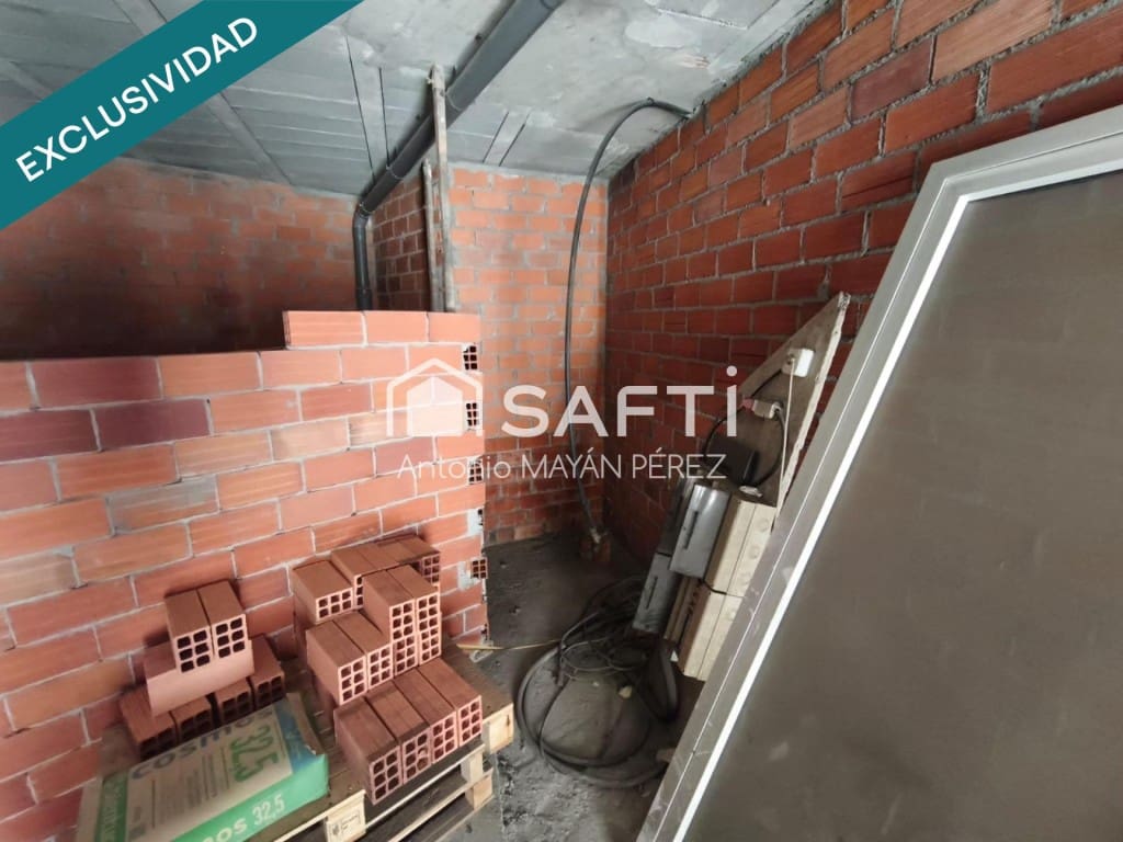 Local Commercial à vendre à Ribeira - 69 500 € (Ref: 9711880)