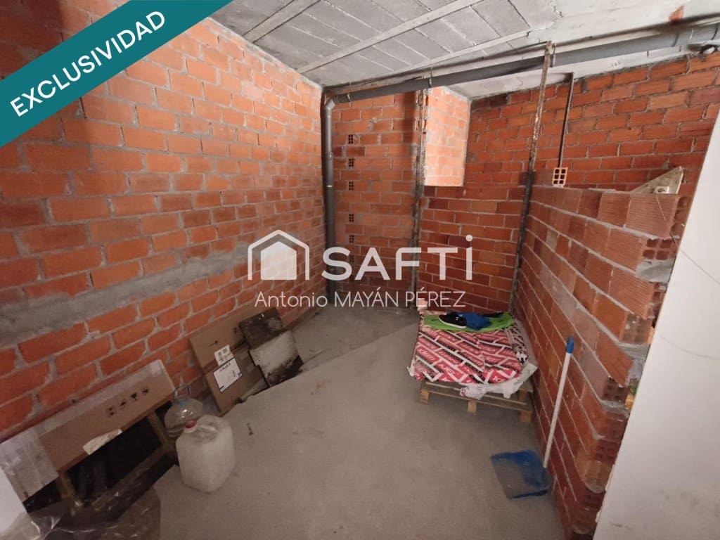 Local Commercial à vendre à Ribeira - 69 500 € (Ref: 9711880)