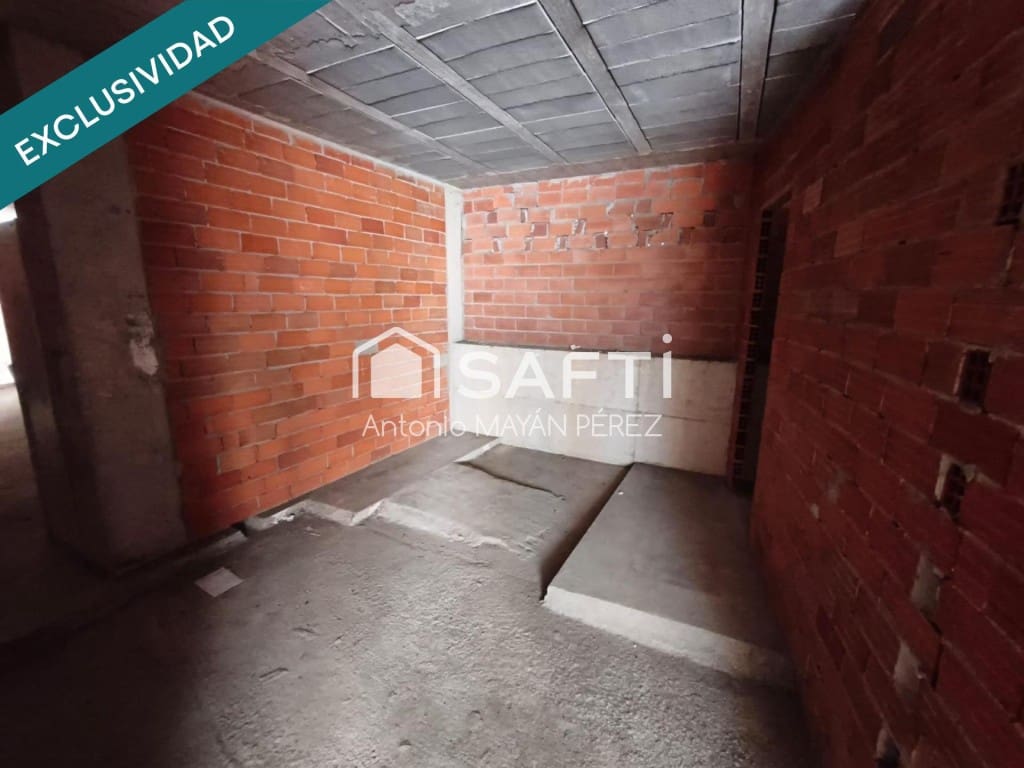 Local Commercial à vendre à Ribeira - 69 500 € (Ref: 9711880)