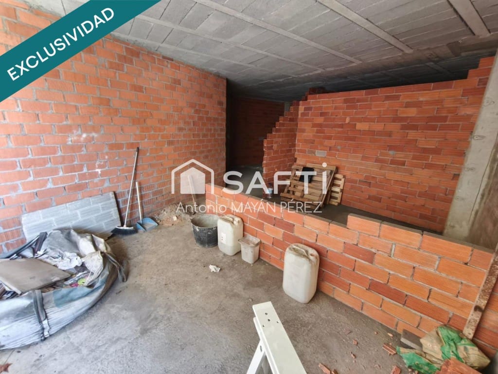 Local Commercial à vendre à Ribeira - 69 500 € (Ref: 9711880)