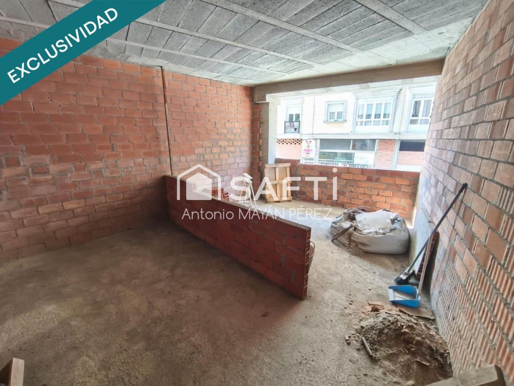 Local Commercial à vendre à Ribeira - 69 500 € (Ref: 9711880)
