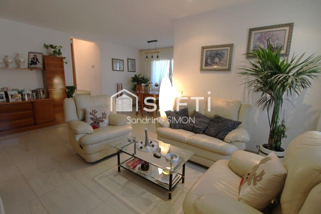 4 soveværelse Villa til salg i Macanet de la Selva - € 315.000 (Ref: 9711881)