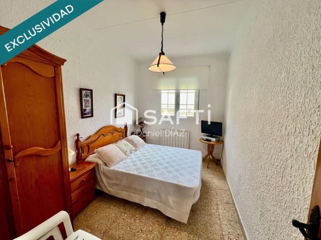 4 quarto Moradia para venda em Riudarenes com piscina garagem - 265 000 € (Ref: 9711882)