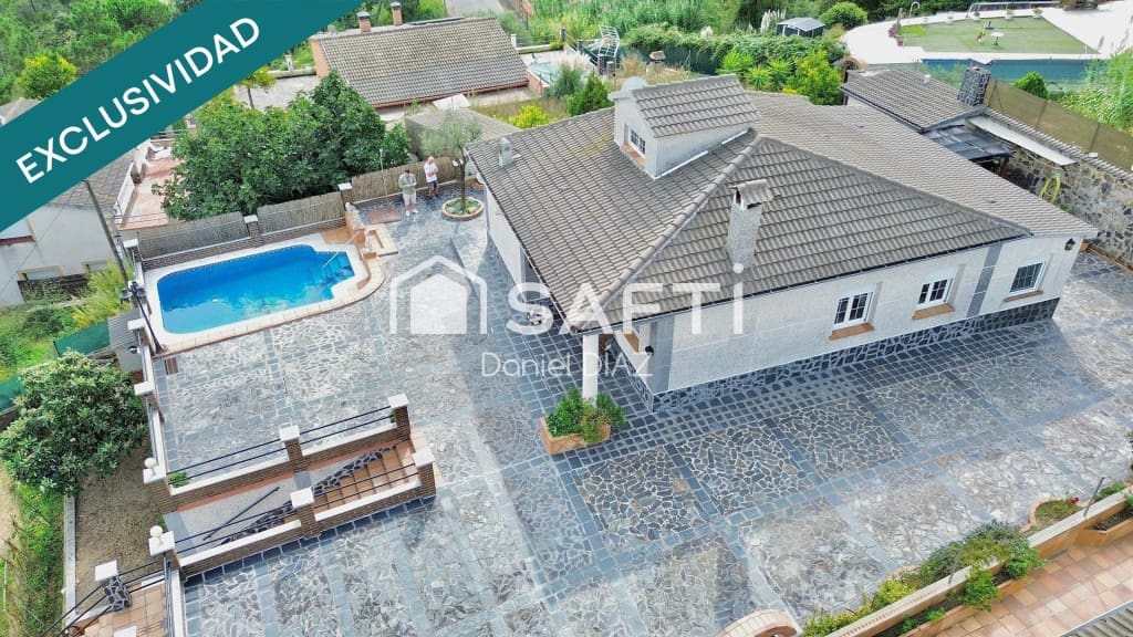 4 quarto Moradia para venda em Riudarenes com piscina garagem - 265 000 € (Ref: 9711882)