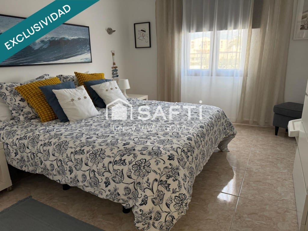 1 bedroom Apartment for sale in Costa Teguise with pool - € 250,000 (Ref: 9711884)