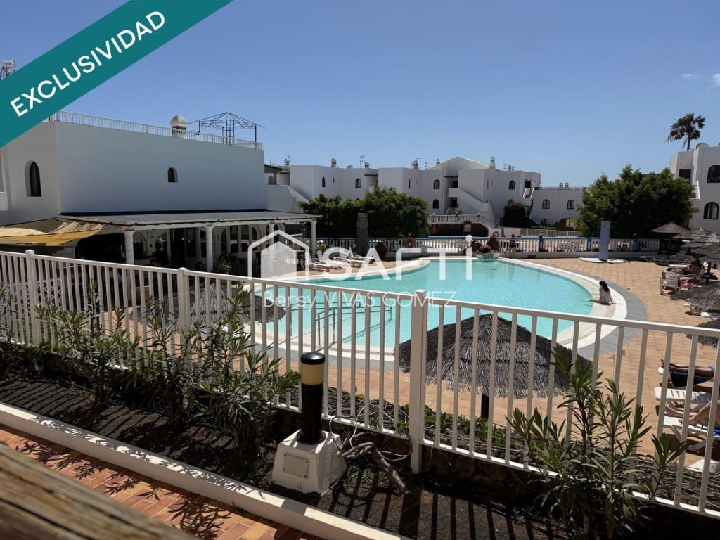 1 bedroom Apartment for sale in Costa Teguise with pool - € 250,000 (Ref: 9711884)