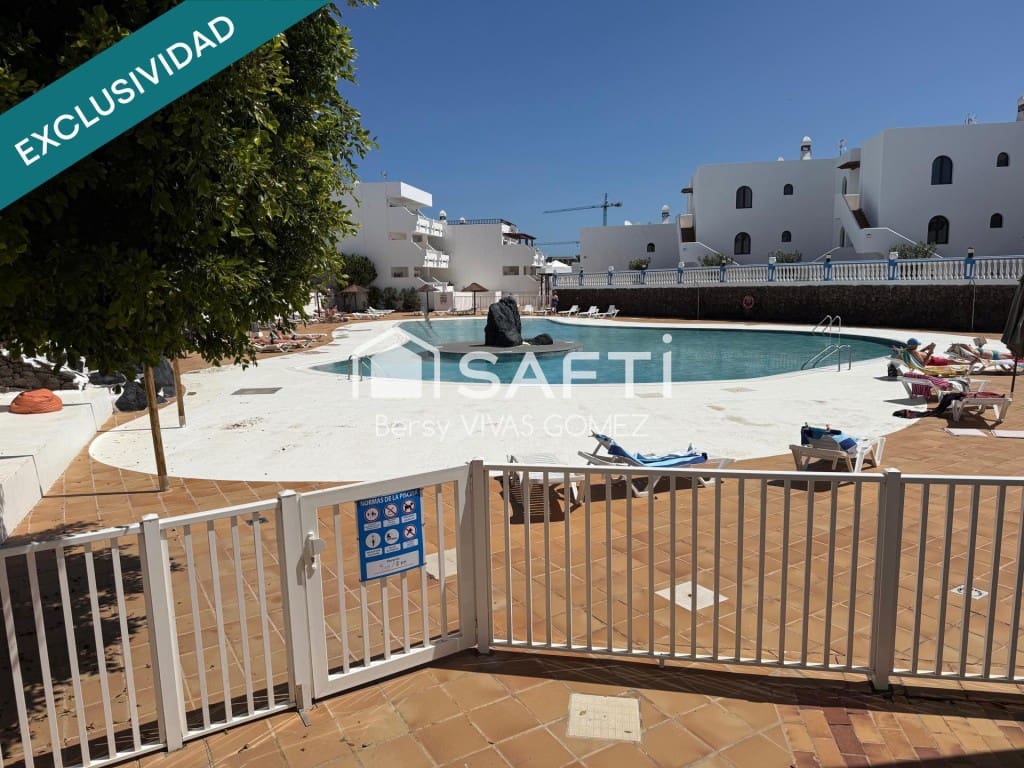 1 bedroom Apartment for sale in Costa Teguise with pool - € 250,000 (Ref: 9711884)