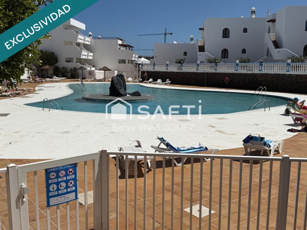 1 bedroom Apartment for sale in Costa Teguise with pool - € 250,000 (Ref: 9711884)