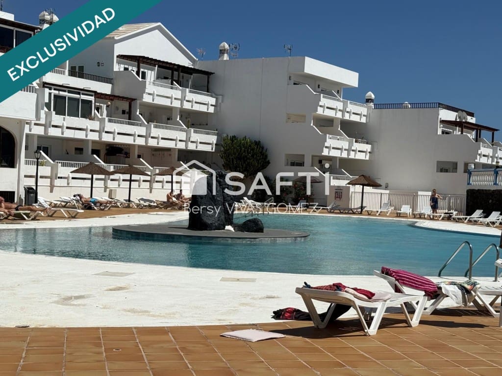 1 bedroom Apartment for sale in Costa Teguise with pool - € 250,000 (Ref: 9711884)