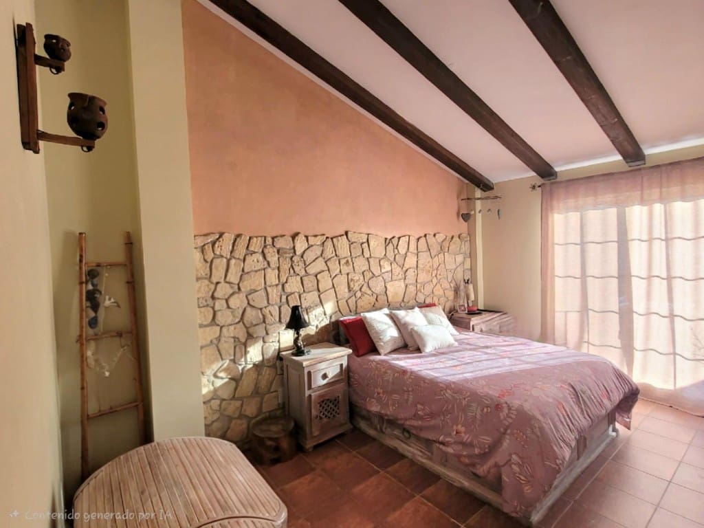 Chalet de 3 habitaciones en Cártama en venta - 498.000 € (Ref: 9711885)