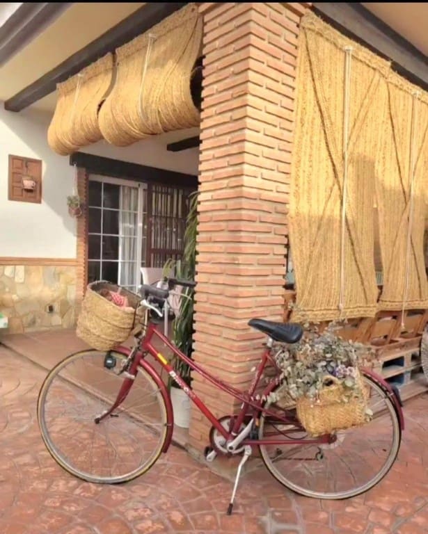 Chalet de 3 habitaciones en Cártama en venta - 498.000 € (Ref: 9711885)