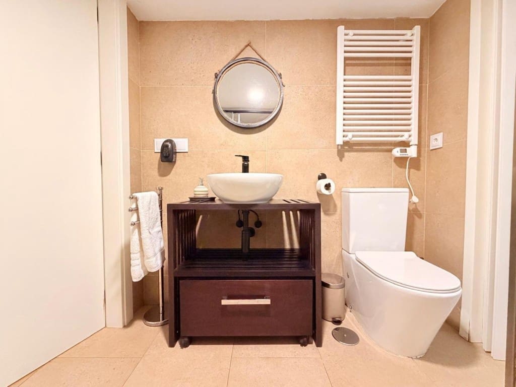 2 bedroom Finca/Country House for sale in Poio - € 227,700 (Ref: 9711887)