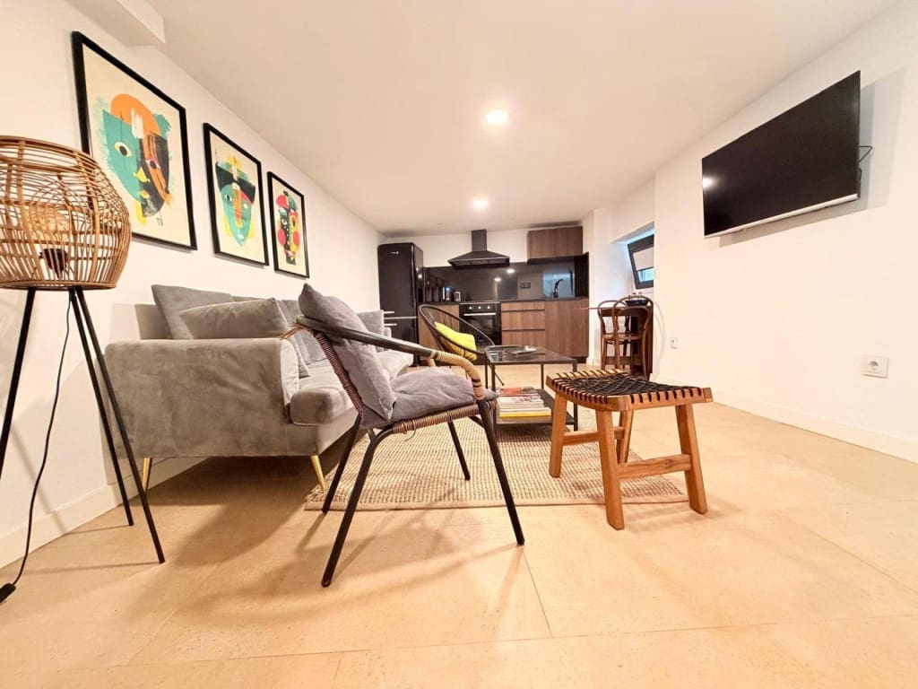 2 bedroom Finca/Country House for sale in Poio - € 227,700 (Ref: 9711887)