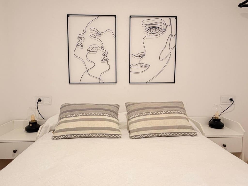 2 bedroom Finca/Country House for sale in Poio - € 227,700 (Ref: 9711887)