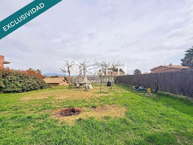 5 Zimmer Villa zu verkaufen in Abrera mit Pool Garage - 650.000 € (Ref: 9711888)