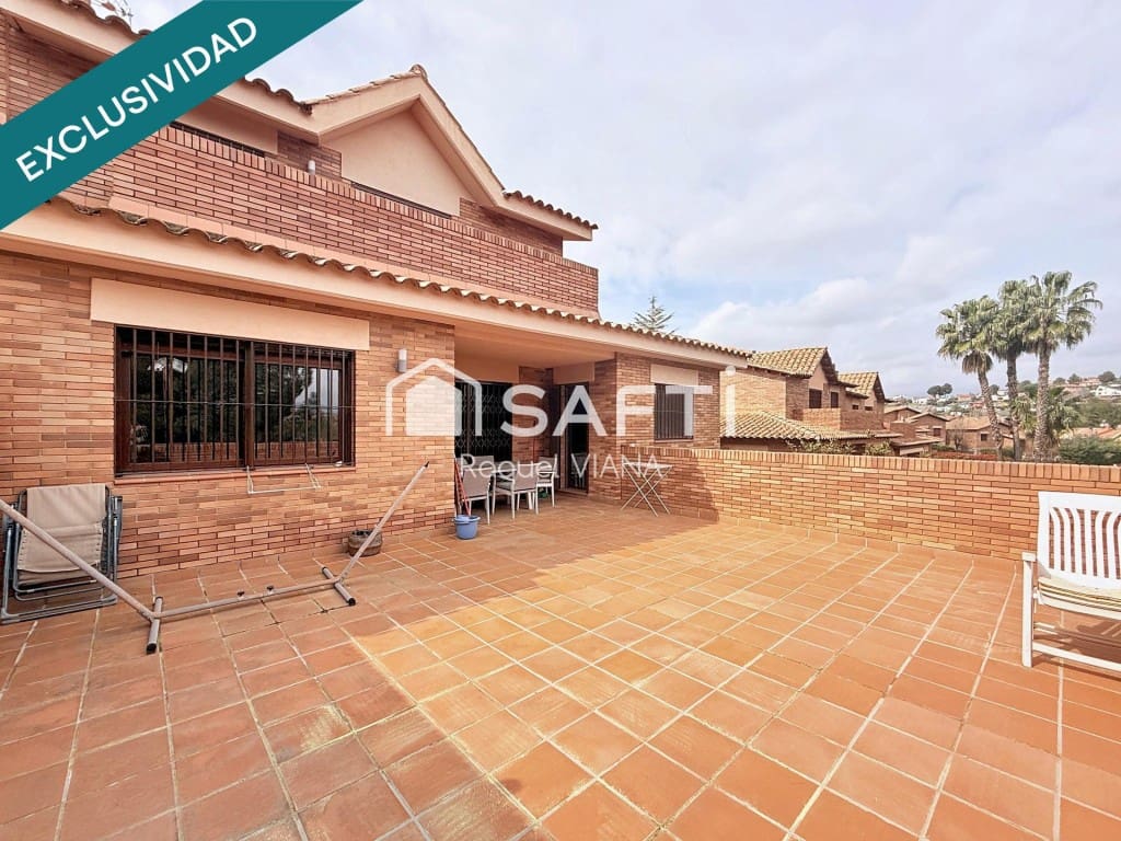 5 Zimmer Villa zu verkaufen in Abrera mit Pool Garage - 650.000 € (Ref: 9711888)