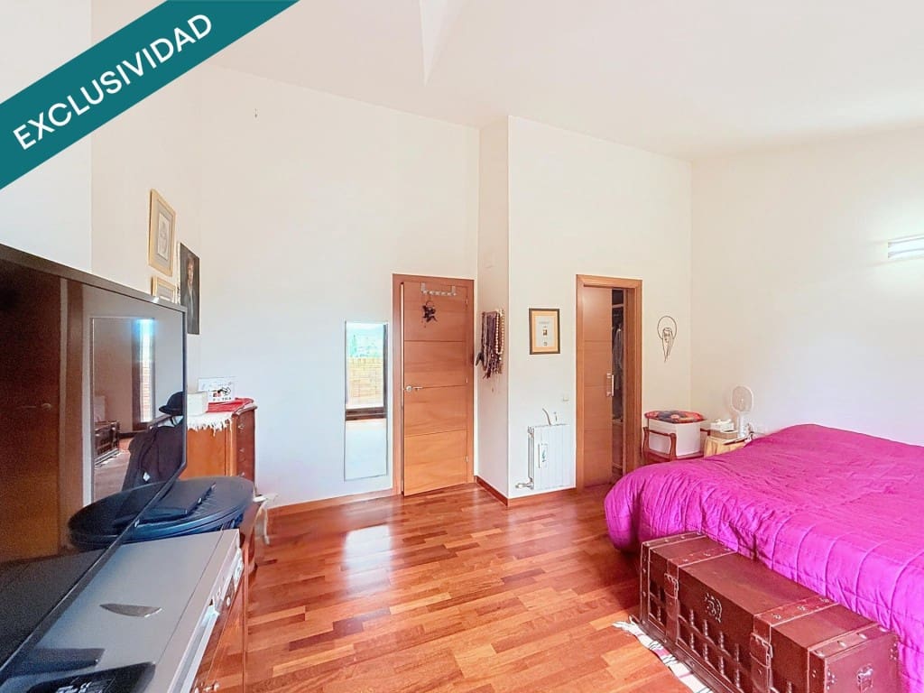 5 Zimmer Villa zu verkaufen in Abrera mit Pool Garage - 650.000 € (Ref: 9711888)