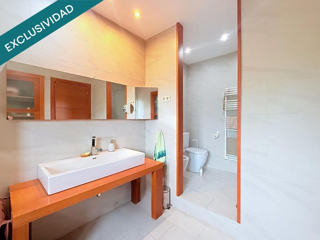 5 Zimmer Villa zu verkaufen in Abrera mit Pool Garage - 650.000 € (Ref: 9711888)