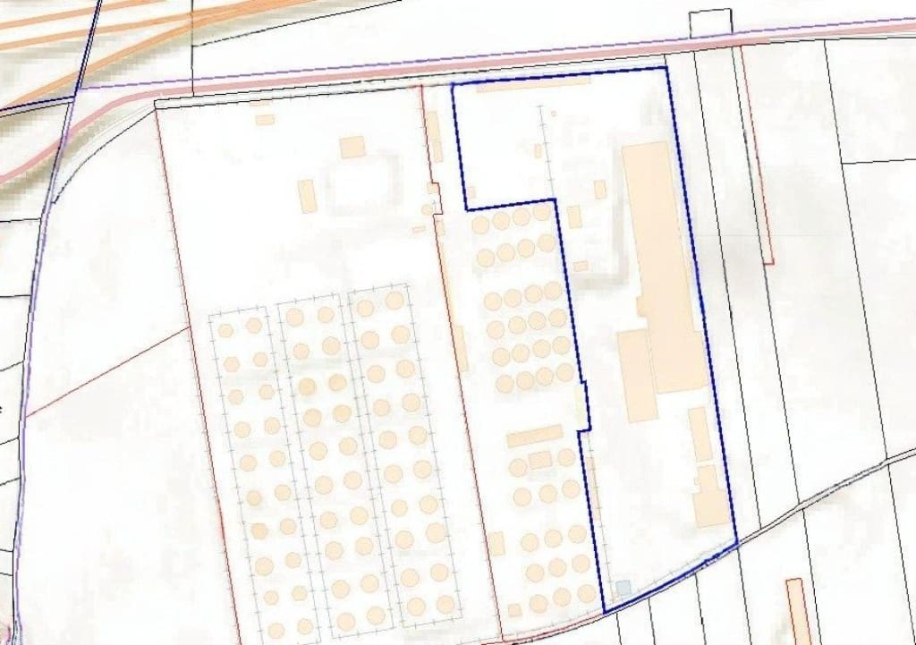 Commercial for sale in Tarancon - € 6,000,000 (Ref: 9711889)