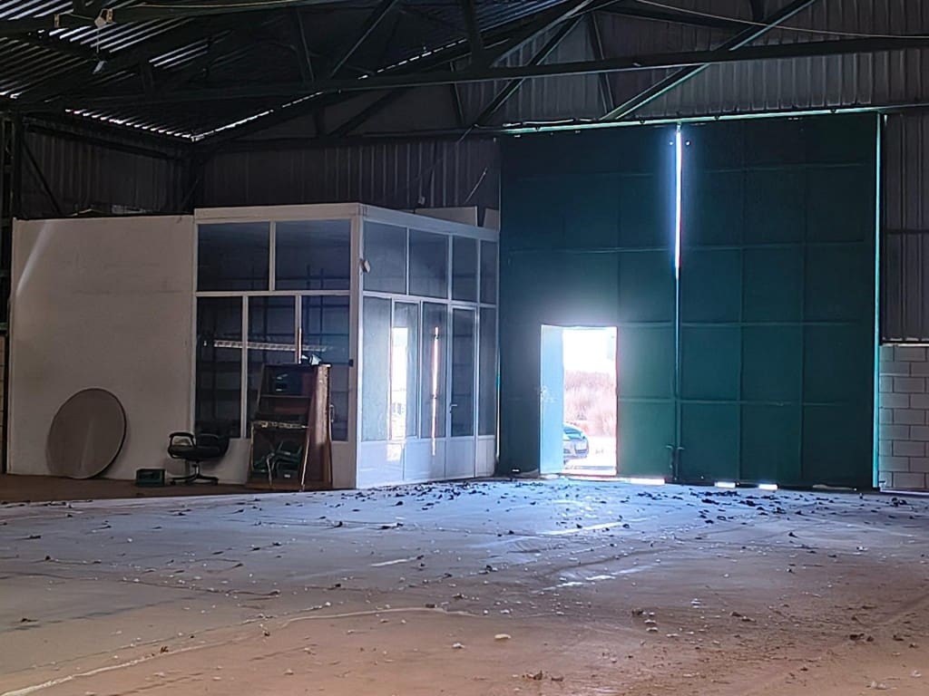 Commercial for sale in Tarancon - € 6,000,000 (Ref: 9711889)