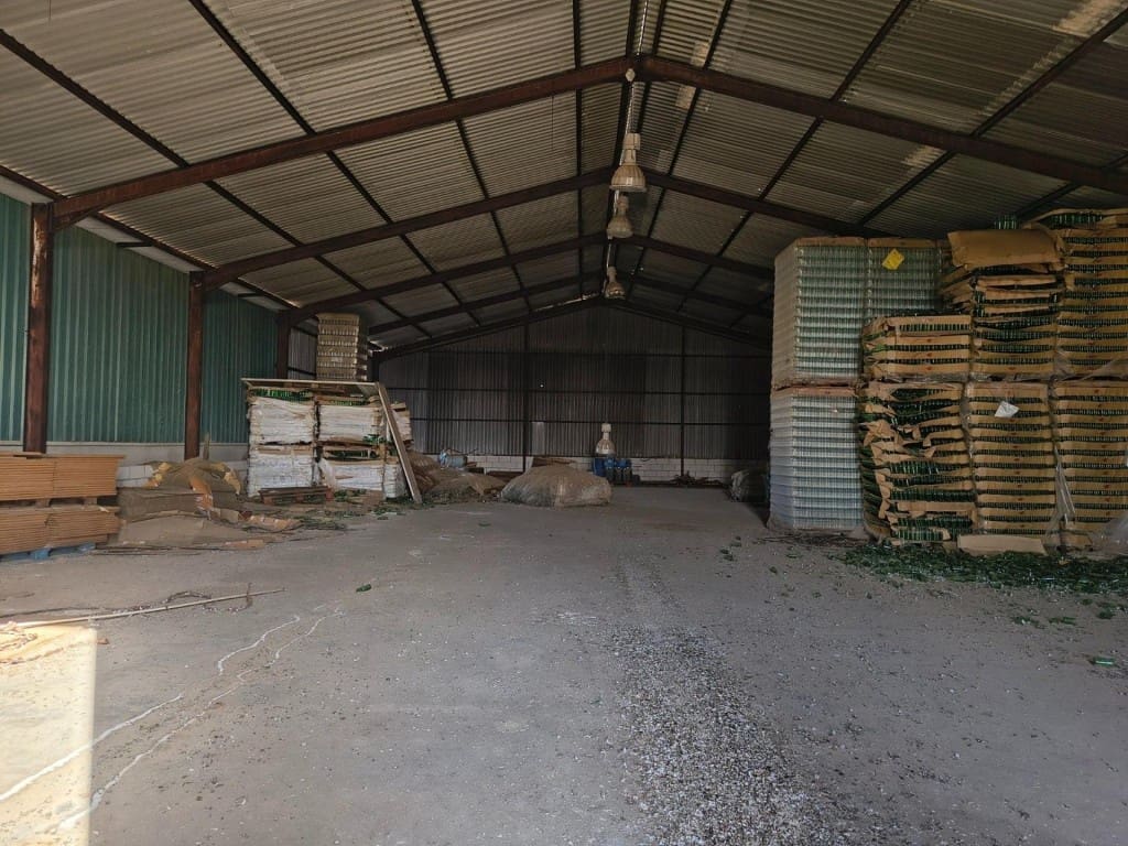 Commercial for sale in Tarancon - € 6,000,000 (Ref: 9711889)