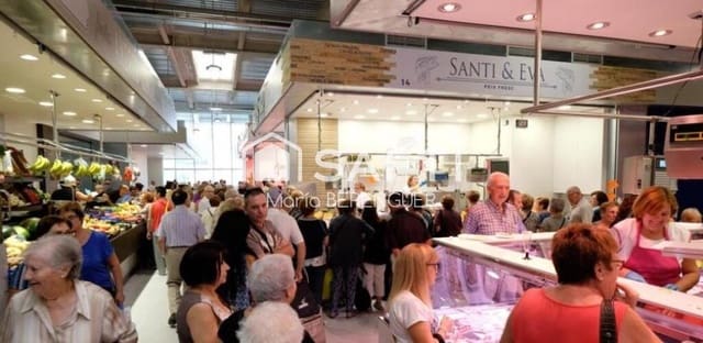 Local Comercial en L'Hospitalet de Llobregat en venta - 22.000 € (Ref: 9711891)