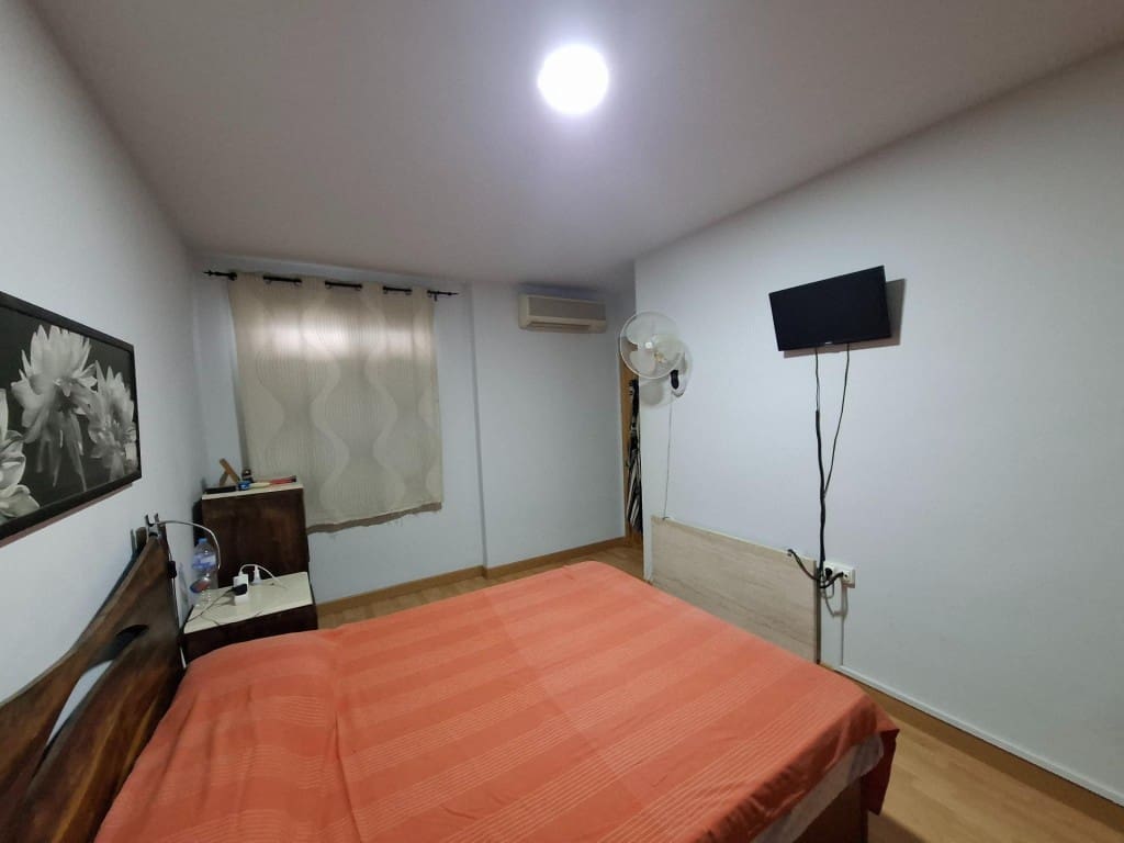 3 bedroom Apartment for sale in Llutxent - € 89,900 (Ref: 9714816)