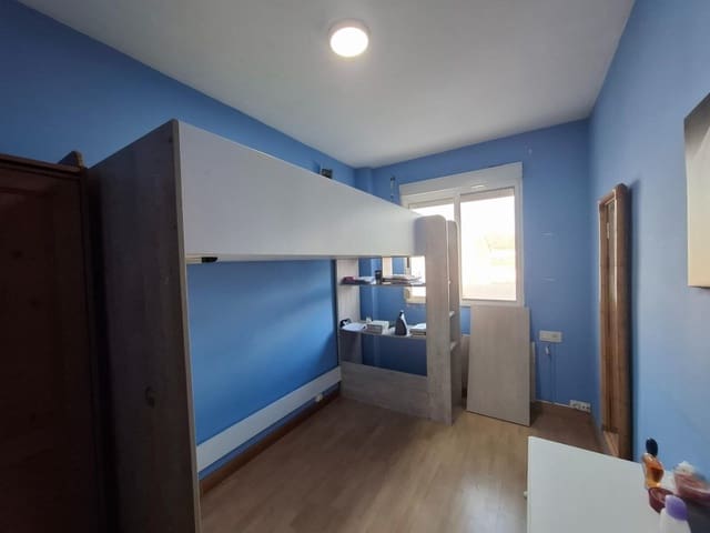 3 bedroom Apartment for sale in Llutxent - € 89,900 (Ref: 9714816)