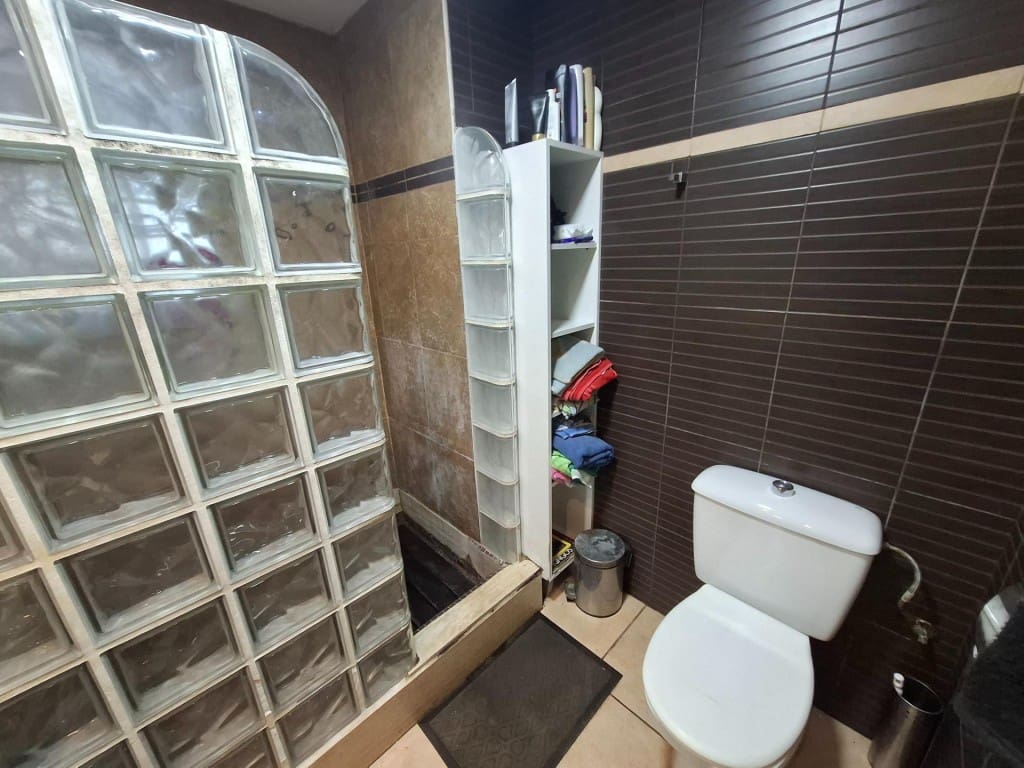 3 bedroom Apartment for sale in Llutxent - € 89,900 (Ref: 9714816)