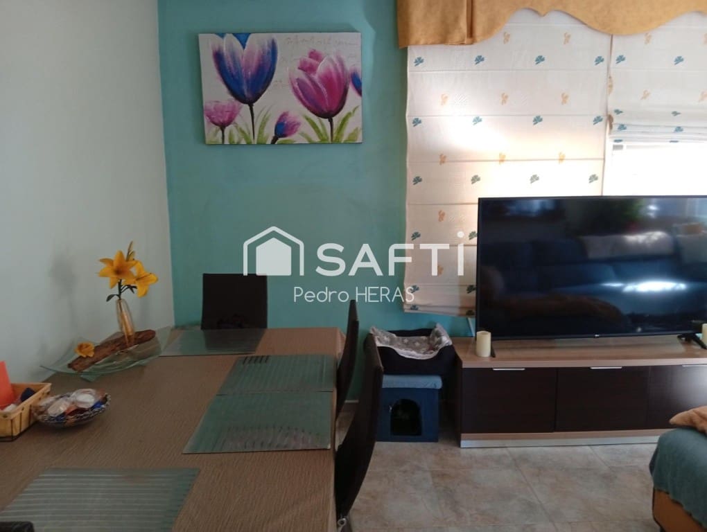 3 bedroom Villa for sale in Lloret de Mar with pool garage - € 285,000 (Ref: 9714817)