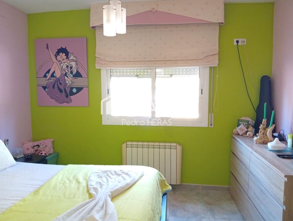 3 bedroom Villa for sale in Lloret de Mar with pool garage - € 285,000 (Ref: 9714817)