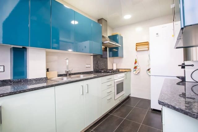 3 quarto Apartamento para venda em La Marina de Port, Barcelona cidade - 260 000 € (Ref: 9714818)