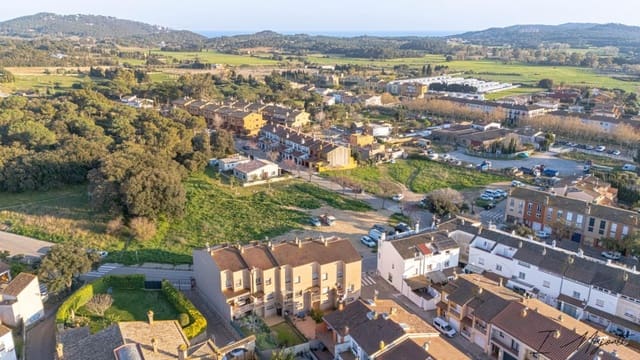 5 chambre Villa/Maison à vendre à Calella de Palafrugell, Palafrugell avec garage - 445 000 € (Ref: 9714820)