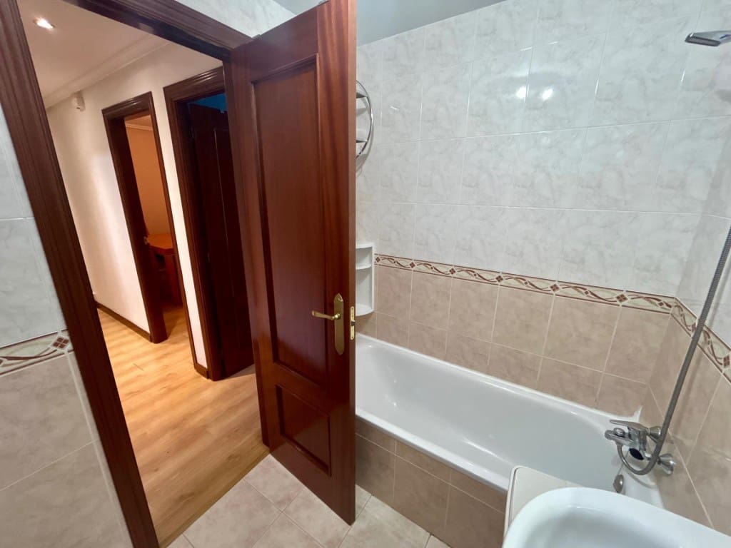 1 bedroom Apartment for rent in San Andres del Rabanedo - € 500 (Ref: 9714821)