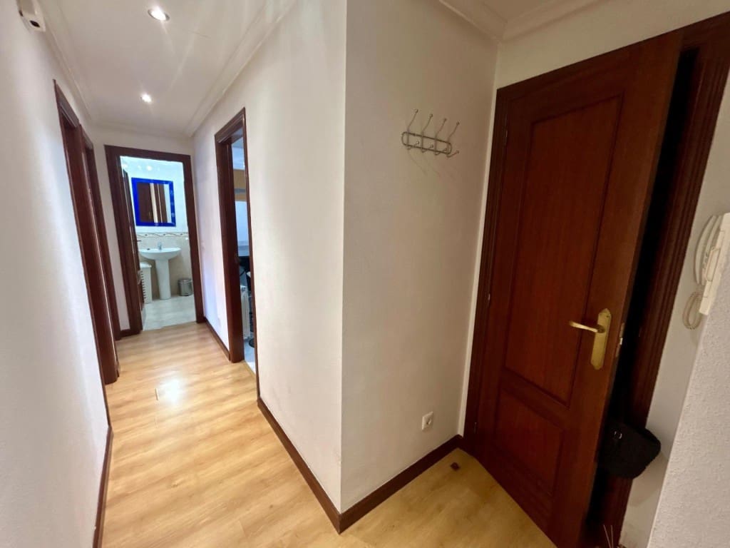 1 bedroom Apartment for rent in San Andres del Rabanedo - € 500 (Ref: 9714821)