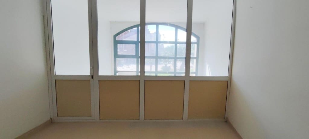 Commercial for sale in Tarragona city - € 100,000 (Ref: 9714823)