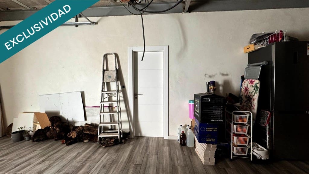 Chalet de 4 habitaciones en Pinoso en venta con garaje - 244.900 € (Ref: 9714824)