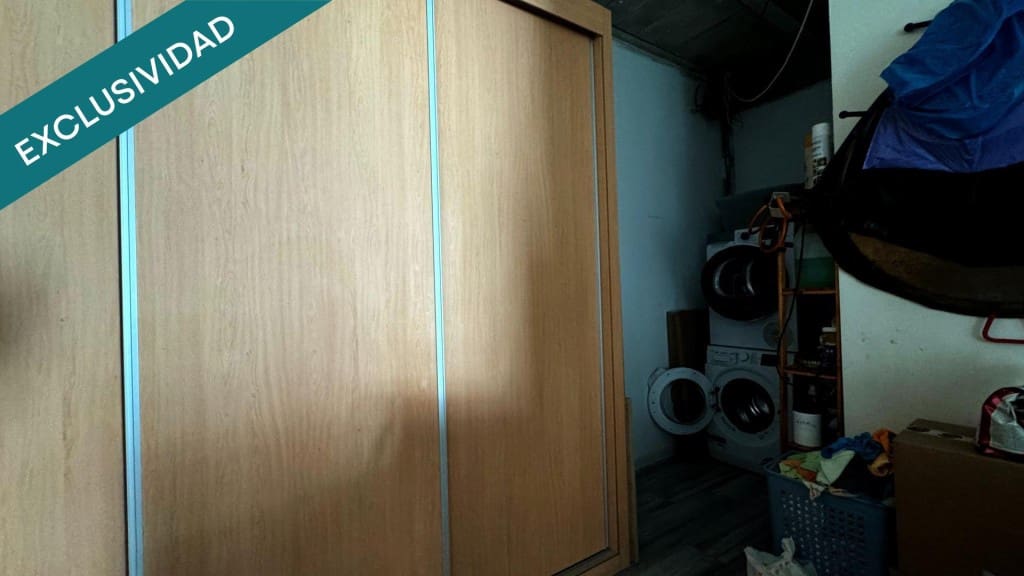 Chalet de 4 habitaciones en Pinoso en venta con garaje - 244.900 € (Ref: 9714824)