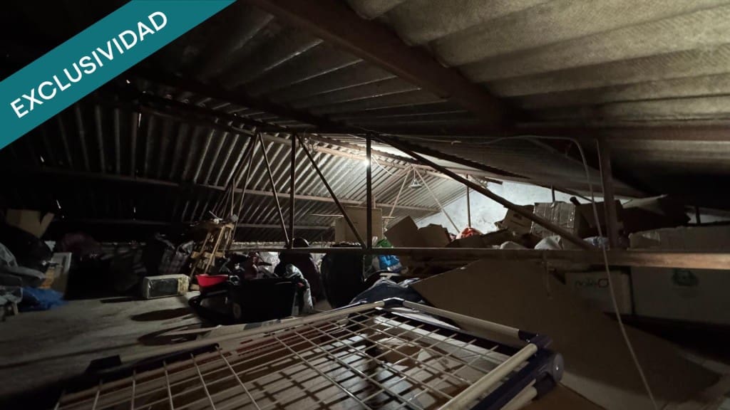 Chalet de 4 habitaciones en Pinoso en venta con garaje - 244.900 € (Ref: 9714824)